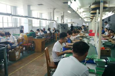 電子工藝實習(xí)與市場對接 信息工程學(xué)院電子信息工程專業(yè)學(xué)生實訓(xùn)紀(jì)實